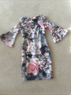 Calvin Klein Floral Rose Bell-Sleeve Sheath Dress in Pink, Cream & Black